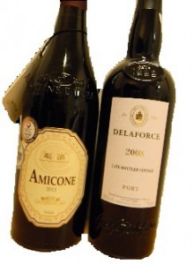 Disse to fine vine skal vi bl.a. smage: en udsøgt årgangsrødvin og en fin-fin portvin